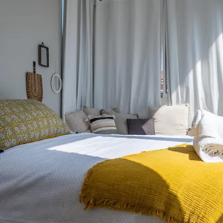 Apartament 2-br Rooftop In Palm 2-min Walk To Beaches Cannes