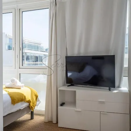 2-br Rooftop In Palm 2-min Walk To Beaches Cannes