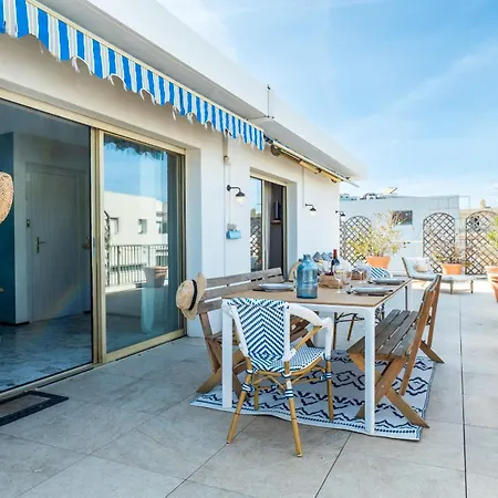 2-br Rooftop In Palm 2-min Walk To Beaches * קאן