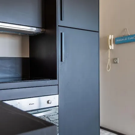 דירה 2-br Rooftop In Palm 2-min Walk To Beaches קאן