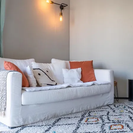 דירה 2-br Rooftop In Palm 2-min Walk To Beaches